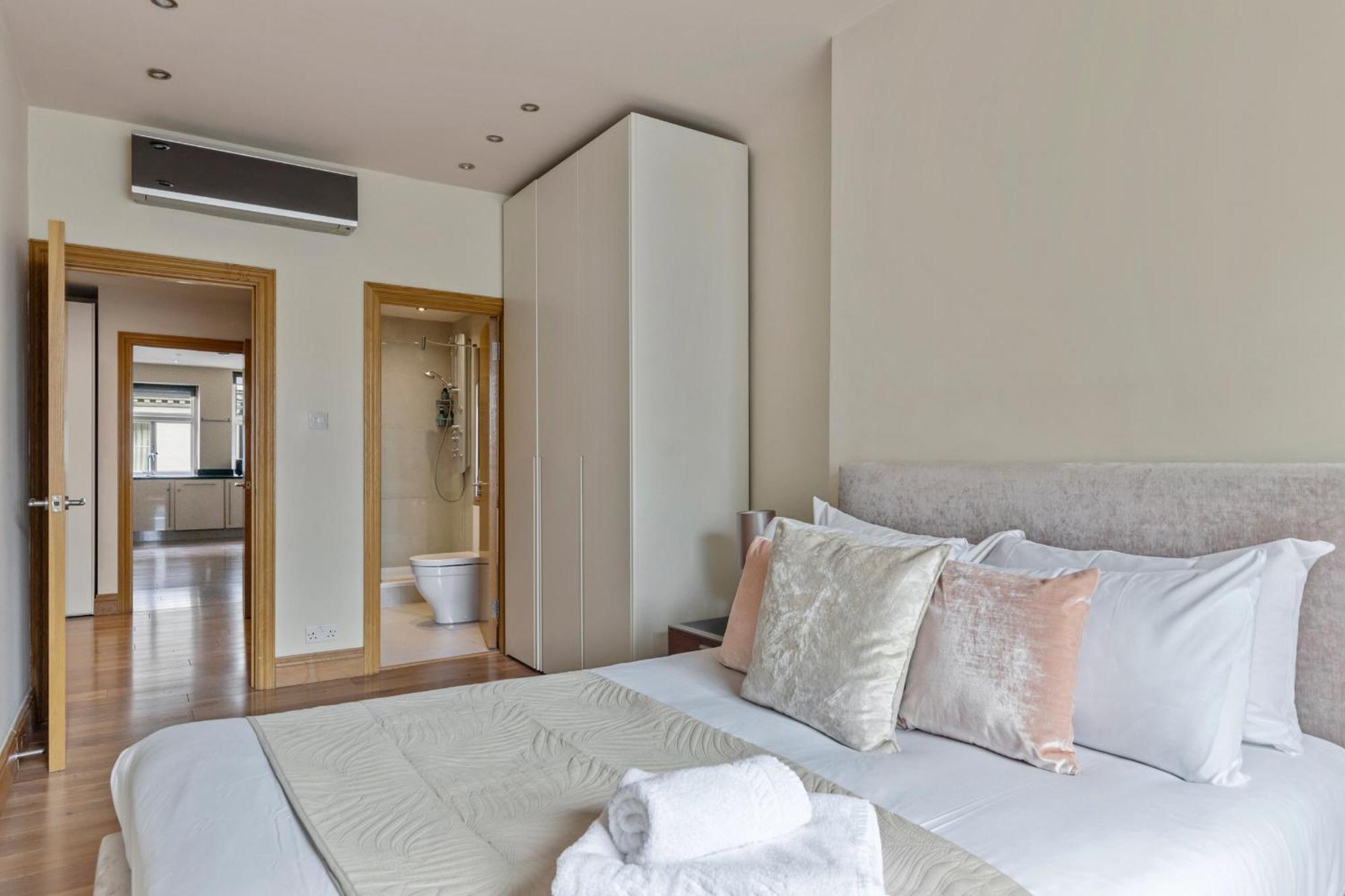 Enchanting Hideaway - La Reserve South Kensington London Ngoại thất bức ảnh